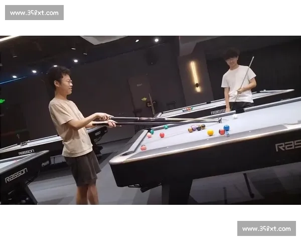 惊现台球界天花板!这位选手的杆法简直神了 惊现台球界天花板!这位选手的杆法简直神了