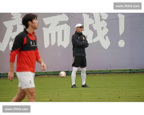 谁是中超赛场最有魅力的男人主教练的个人秀! 谁是中超赛场最有魅力的男人主教练的个人秀!