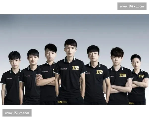 从籍籍无名到万众瞩目，XX战队的世界冠军之路！