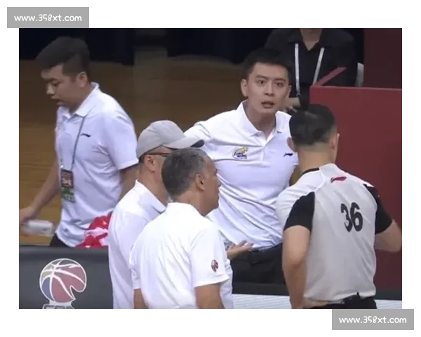 36强赛裁判争议不断,公平竞赛的背后,谁在暗流涌动 36强赛裁判争议不断,公平竞赛的背后,谁在暗流涌动